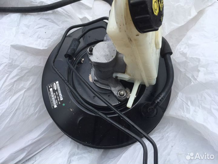 Ford Focus 3 тормозной вакуумный усилитель