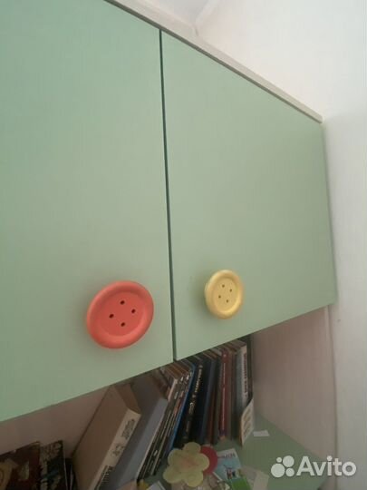 Стеллаж в детскую для книг и игрушек