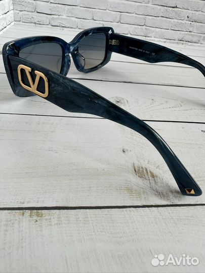 Очки Valentino VA4108