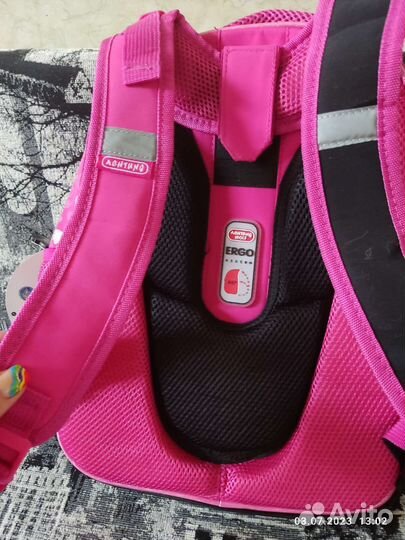 Рюкзак школьный для девочки новый