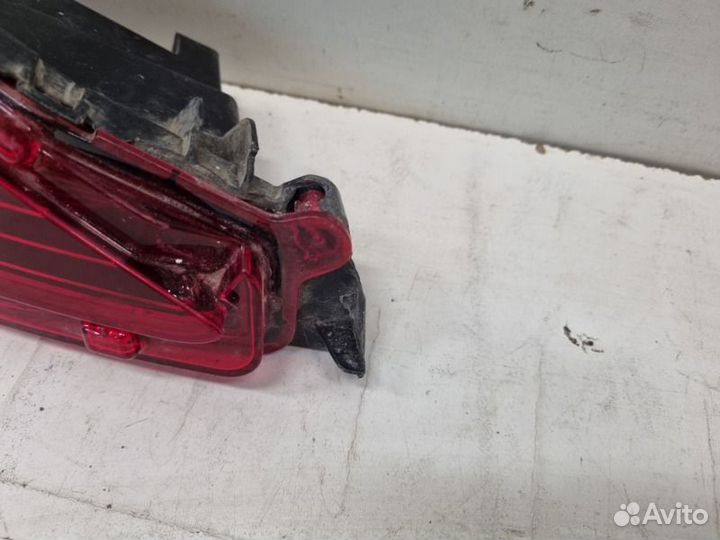 Фонарь противотуманный задний правый Toyota