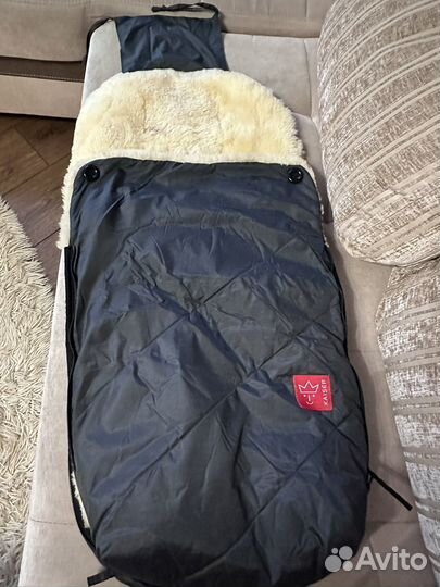 Конверт меховой для коляски с натуральной овчиной