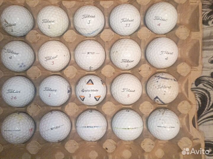 Мячи для игры в гольф