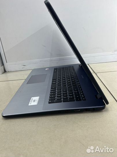 Ноутбук asus
