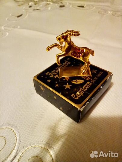 Для интерьера статуэтки, шкатулки