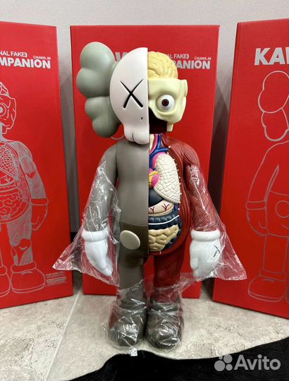 Фигурка kaws 38 см