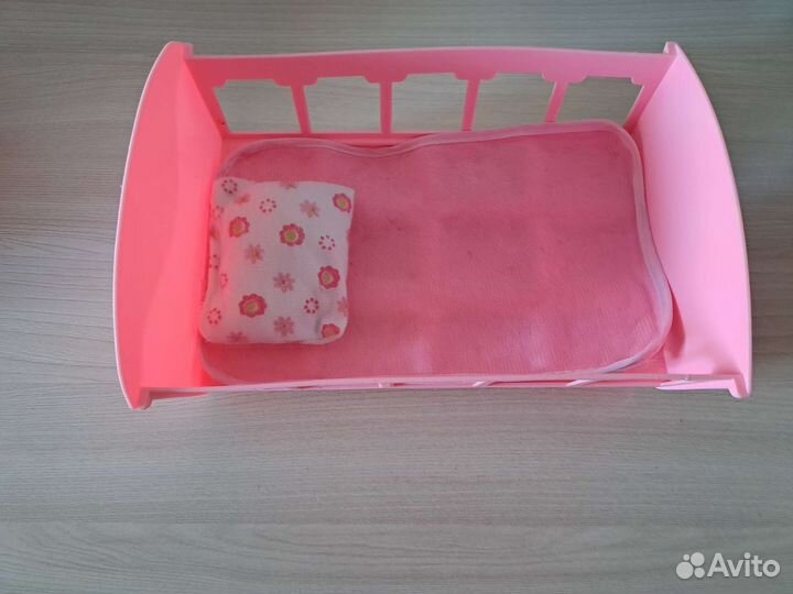 Кровать для куклы