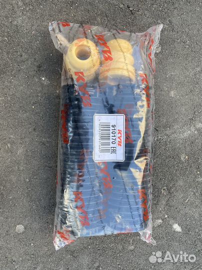 Комплект пыльник+отбойник Kayaba