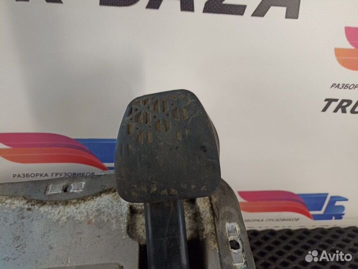 A9402940301 Блок педалей Mercedes-Benz Axor