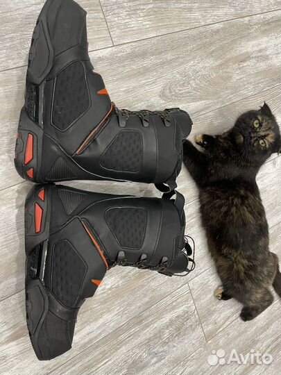 Сноубордические ботинки salomon 42