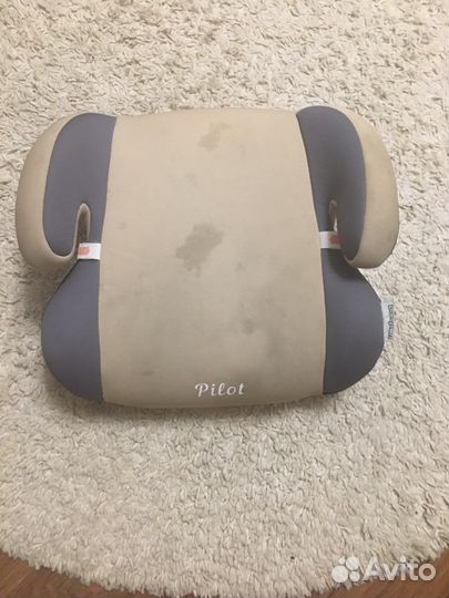 Автомобильное сиденье бу