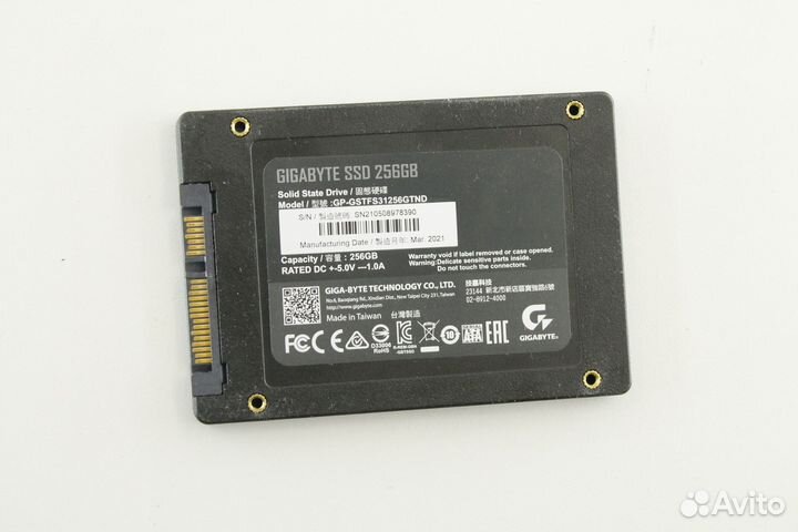 SSD 256 GB Gigabyte