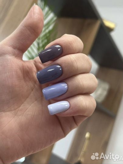 Модель на маникюр