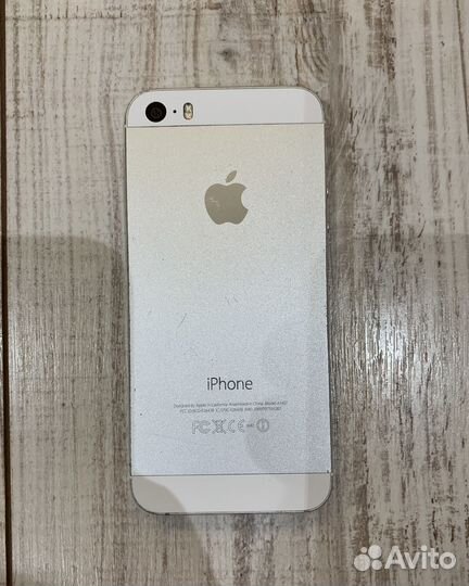 iPhone 5S, 16 ГБ