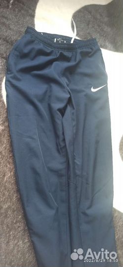 Спортивный костюм nike 152