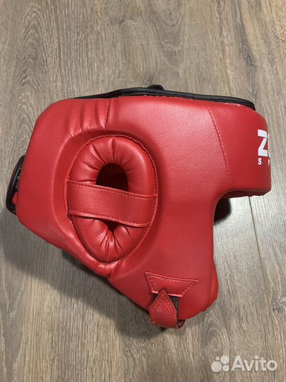 Шлем для единоборств