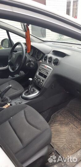 Пежо 308 АКПП 120лс на запчасти