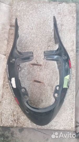 Пластик хвоста Suzuki GSX 1300 00-06