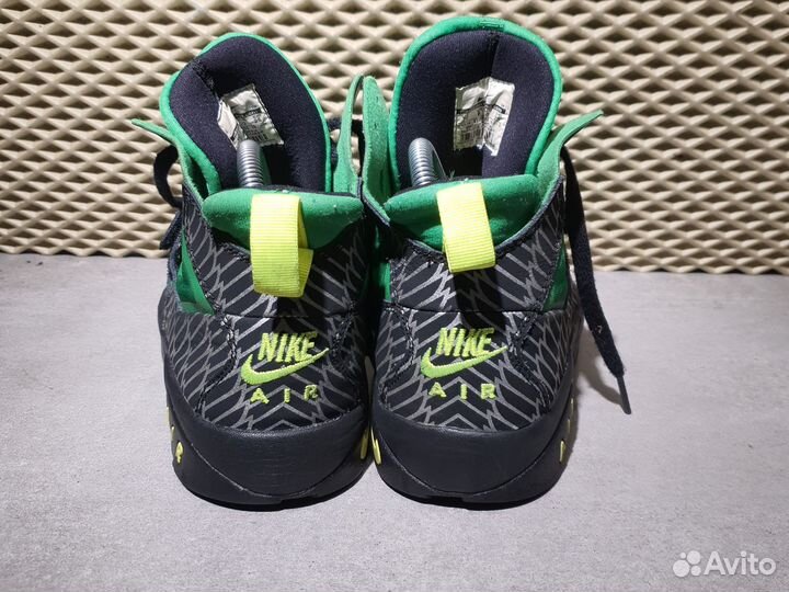 Кроссовки Nike оригинал 40