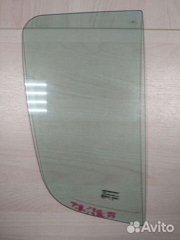 Стекло дверное заднее правое Renault Sandero