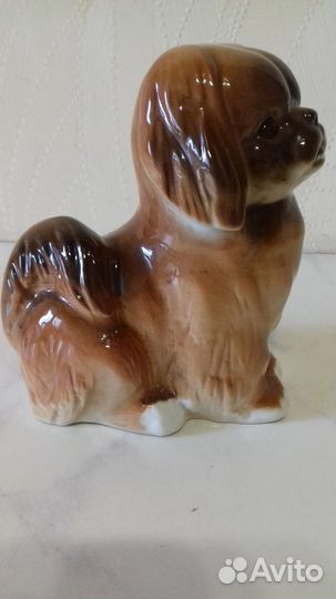 Фарфоровая статуэтка собака,пекинес лфз