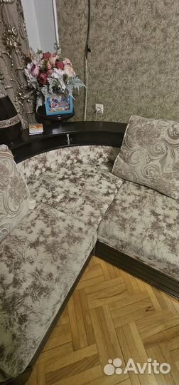 Большой угловой диван раскладной бу