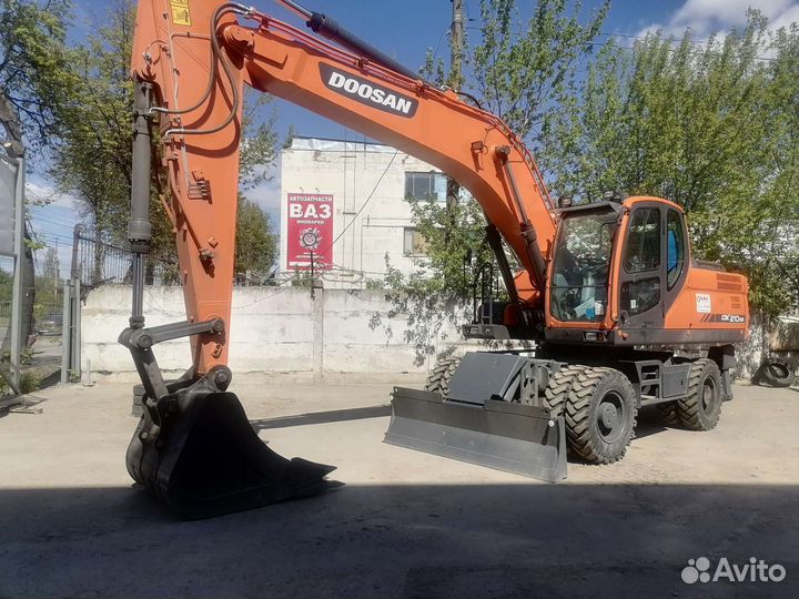 Колёсный экскаватор Develon DX210WA, 2023