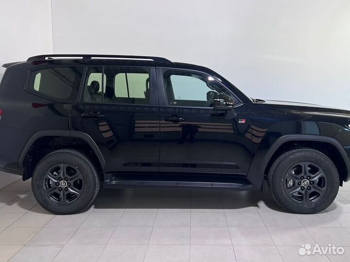 Toyota Land Cruiser 3.5 AT, 2024