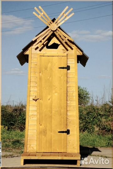 Уличный туалет с декором AVN