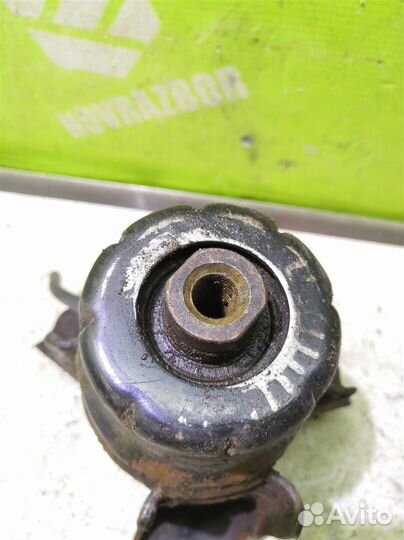 Опора двигателя передняя Тойота Хайлендер