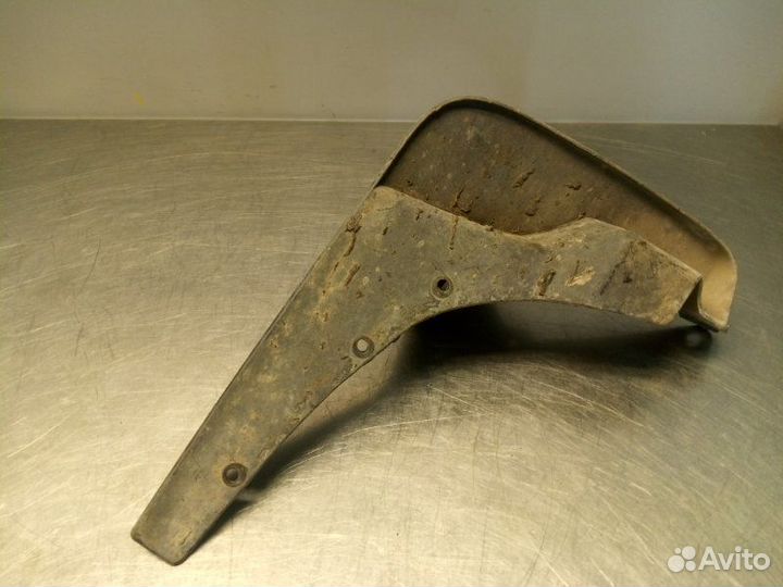 Брызговик передний левый Nissan Murano Z50 VQ35DE