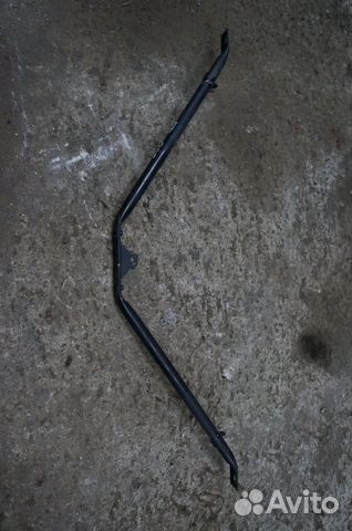 BMW E60 распорка под телевизор