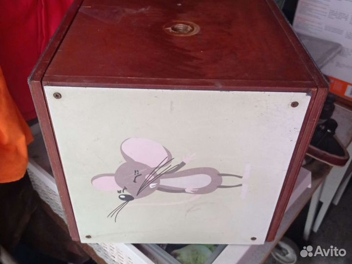 Кубик на колёсиках