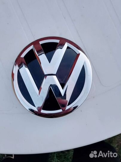 Эмблема volkswagen polo