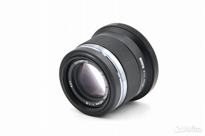 Olympus M.Zuiko Digital 45mm f/1.8 black б/у