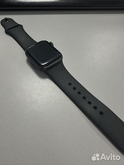 Apple Watch SE 40 mm