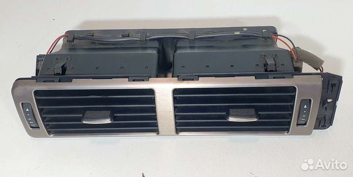 Дефлектор воздуховода центральный Audi A6 C5