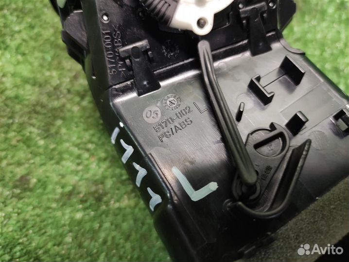 Дефлектор торпедо левый Mercedes Benz ML W164 2007