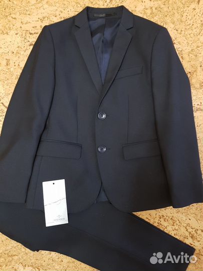 Школьный костюм