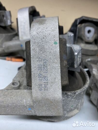 Подушки двигателя CDU CGW CDN CNC