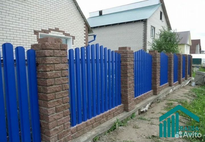 Забор из евроштакетника