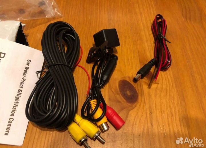 Камера заднего вида + HD качество