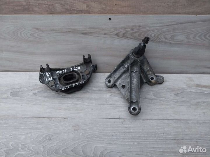 Кронштейн МКПП Renault Scenic 2 1.6 K4M