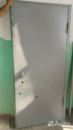 Дверь входная железная бу