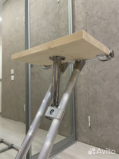 Стойка для игровых рулей