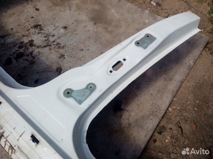 Порог кузовной левый Mercedes-Benz W212 M271860