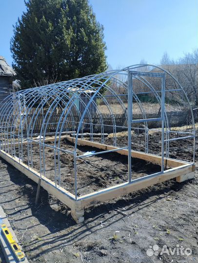 Установка теплиц и парников