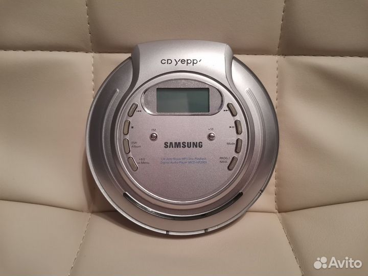 CD MP-3 плеер samsung MCD-HF2005 с FM радио