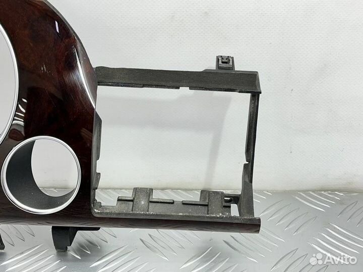 Накладка панели приборов Audi A8 D3