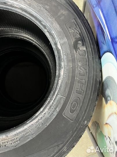 Kumho Road Venture ST KL11 235/70 R16